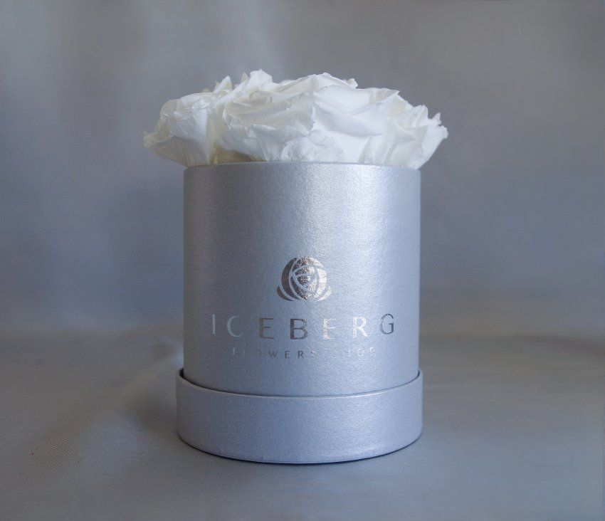 Caja muy pequeña Rosas Blancas