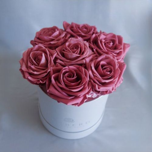 Caja pequeña de 7 Rosas Rosadas